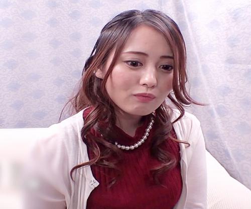 【素人】街ブラ奥さんを口説いて童貞野郎の性相談からエスカレートするエロ要求に欲求不満のカラダは拒めない！！