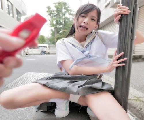 【宮崎リン】『いくいぐ！逝くぅー－－！！』純情天使を容赦なく野外鬼責め！色白ロリJK少女が大量アクメ潮の野外調教に完全崩壊！