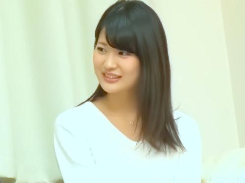 【人妻×童貞】わたしが初めてでいいのかな････？！人妻ナースが悩める童貞をおまんこケア！優しすぎる天使にガッツリ中出し