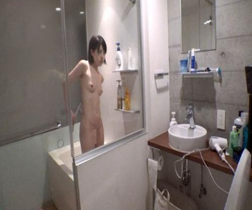 【本気性交】完全ドキュメント流出！セクシー女優が隠し撮りに気づかずに男友達と本気性交やっちゃう！【皆月ひかる】