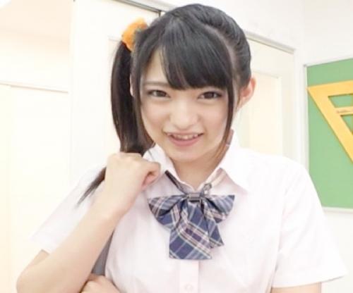 【痴女】憧れのマドンナがヤリマンビッチ！学校中で同級生のチンポをまさぐりおねだりしてくる！！