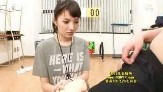 えっ！そこをマッサージするんですか・・？美人過ぎる女子マネは部員みんなでシェアするとかｗｗｗ