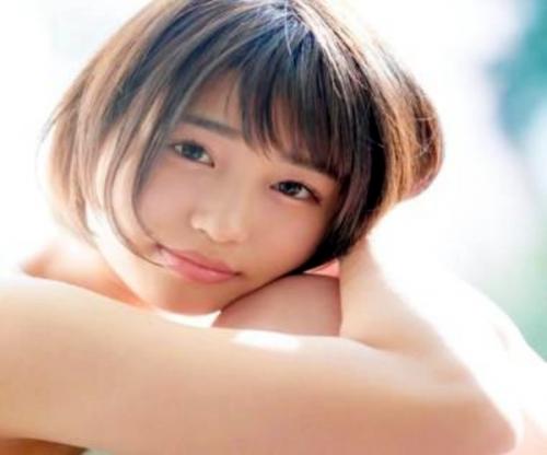 【美少女デビュー】おまんこ感じちゃいます・・初撮り作品なんだけど、ブレイク間違いなしの秀逸動画！【唯井まひろ】
