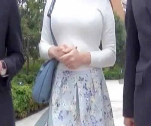 【モニタリング】旦那より感じちゃう､､､♡美爆乳やべぇｗｗｗナイスバディの美人奥様が夫を待たせて不倫交尾でイキ狂うｗｗｗ