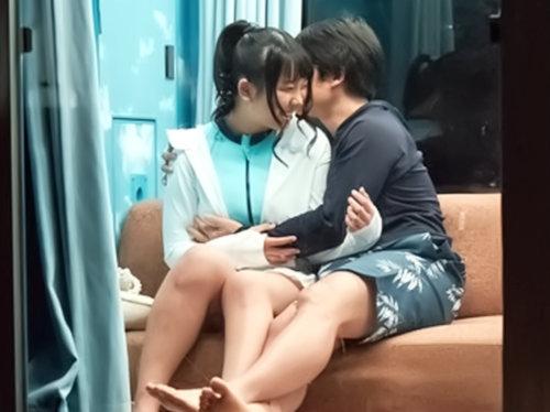 【素人娘】いやいや！見ないでー－－ッ！美爆乳＆激ロリ！ナンパに簡単にのせられ公開セックス赤面羞恥が最高すぎる痴ギャル♡