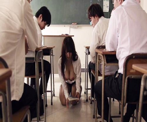 【白石茉莉奈☆陵辱授業】授業中に生徒の脅されエロ授業を強要される巨乳教師