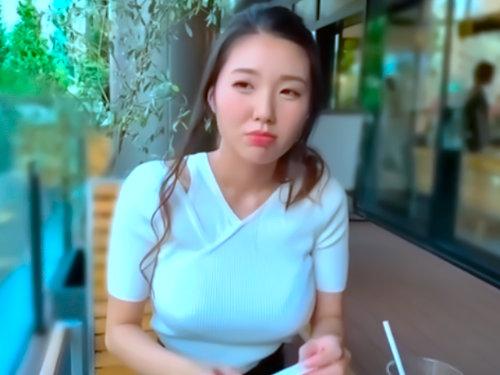 【本物素人】着衣爆乳…ガチですかｗｗｗｗｗｗ童顔ロリで超乳スタイルな女の子！「精子ぶっかけて♡」可愛い顔して性欲激しい♪