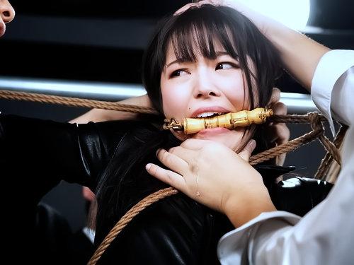 【トラウマ確定】逃げ場ない地下牢で気が狂うほどイカされて精神崩壊ｗ気高い女エージェントが監禁されてお決まりの残酷タイム