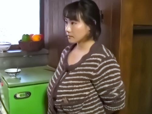 【昭和ポルノ】下半身直撃の大きな乳房マジエロいわｗ超乳ぷるんぷるん！チンコを狂わすマシュマロ乳揺れまくり肉便器エロス♡