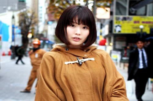 【素人初撮り】家族にバレたらアウト確定！色白ロリな本物女学生がＡＶ降臨！バイブ調教でぐっちょりマンコは最高クソ締まるぅｗｗｗｗ
