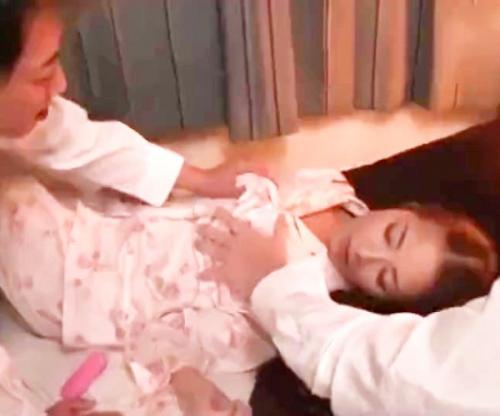 【いいなり熟女】ママはマセガキたちの性奴隷！！四十路美人妻が連れ子たちの肉便器堕ちするぅ～！【森下美緒】