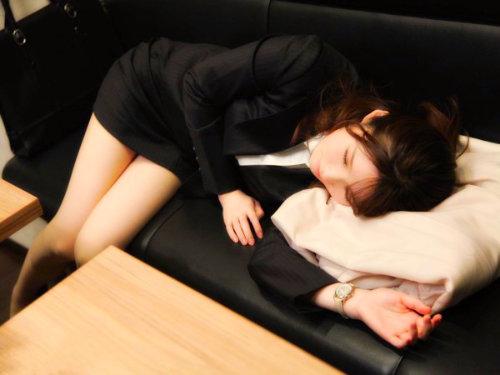 【外道性交】無防備に泥酔したら超最悪なｗｗｗケモノ化した上司に朝まで腰振りされた美人OLは快楽地獄に沼堕ち♪パイパン巨乳