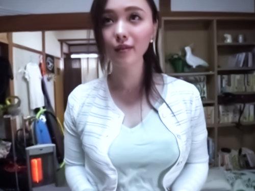 【異常性欲】真面目そうな素人美女ほど脱げば超肉食スケベｗ美乳ナイスバディは超敏感の激潮MAＸ！想像もつかない性欲爆発♡