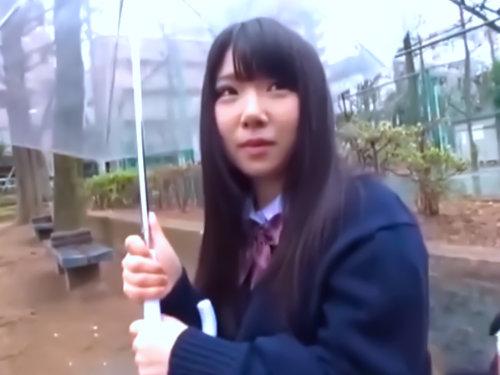 【絶対秘密】親が知ったら激怒間違いねぇｗｗｗくそ可愛い制服天使…放課後ラブホでおっさん相手にロリマン奉仕しちゃってる♪