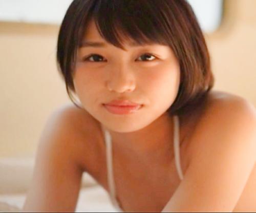 奇跡の美少女が初めての人前ＳＥＸで敏感すぎる体を弄られガチイキする姿は必見！！唯井まひろ