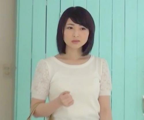 【膣内射精】欲求不満な巨乳妻が初対面の童貞チンポにしゃぶりつく！絶倫男女は連続中出しキメるとかｗｗｗ