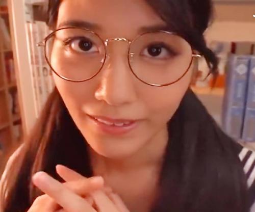 【神宮寺ナオ】したいの､､？マジメなフリしてサドビッチｗｗｗメガネ美少女が同級生を誘惑セックス鬼ピストン中出し絶頂ｗｗｗ