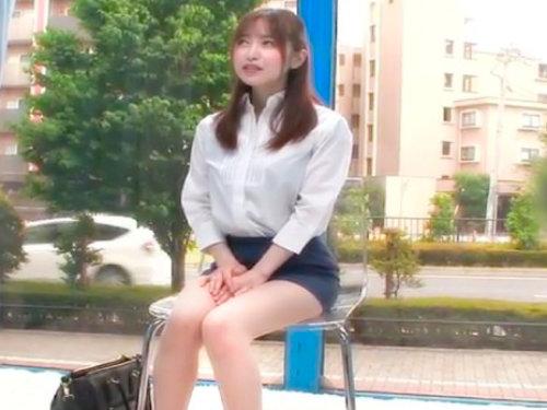 【素人軟派】三十路前のOLはくそ鉄板ｗｗｗストレッチでイジられまくり性感帯！スケベあふれる密マンはチンコ欲しくて涙目哀願