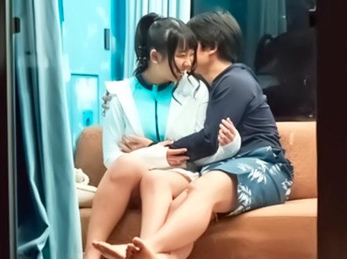 【連続絶頂】いやいや！見ちゃダメ～～～～！！美爆乳ロリ！ＭＭ号で簡単に脱いじゃう女の子♪おっぱい鷲掴み！手マン潮中出し！