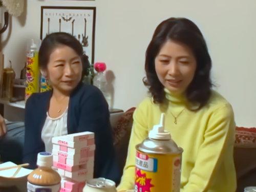 【超過激4Pスワップ】ノリノリの熟女が大暴走？！「おばさん相手でもいいの？」イケメン青年に口説かれ秒で濡れるエロス♪
