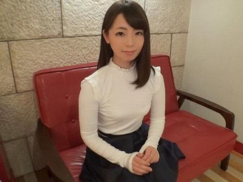 【三十路】お花屋さんで働く清楚なアラサー姉がデカチンを舐めるフェラ顔が堪らんｗ