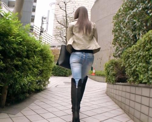 【NTR】超SSS級イイ女がマッチョ男に貫かれ卑猥な姿で喘ぎ悶え絶頂しまくりｗ