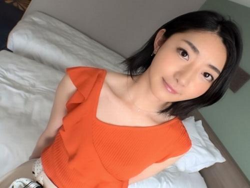 ペチャパイ好きには最高なオカズ確定⇒小顔美人で細身なカラダの花屋のアラサー看板娘が裏切りの背徳SEXｗ