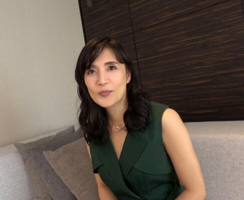 【人妻熟女】おばさんなのにスタイル抜群で妖艶な色香を漂わせるマダムと濃厚なセックスで昇天ｗ