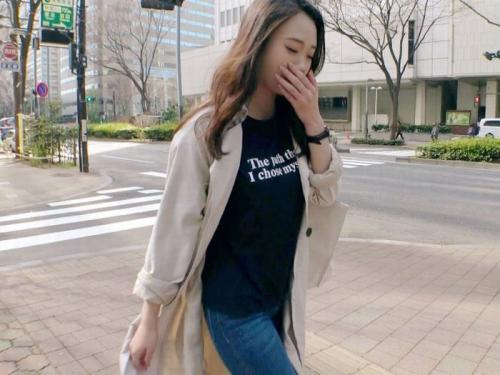 おっぱい好きには超堪らん超SSS美巨乳をした20歳のエステティシャンを堪能するｗ