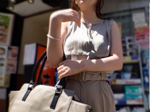 26歳の訳アリ借金妻をナンパGET⇒性欲も発散できて、謝礼金も貰えて一SEX二鳥ｗｗ