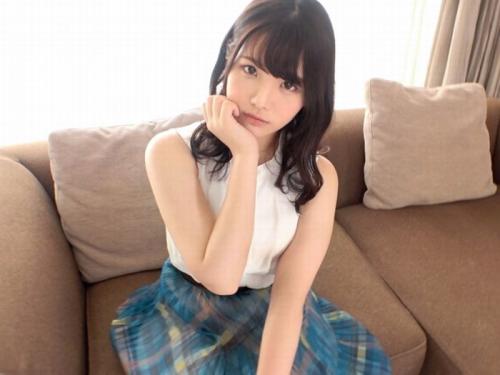 【失禁】めちゃ可愛らしい美容系専門学生のヌルヌル感たっぷりなオマ〇コを指でジュポジュポすれば潮が噴き出すｗ