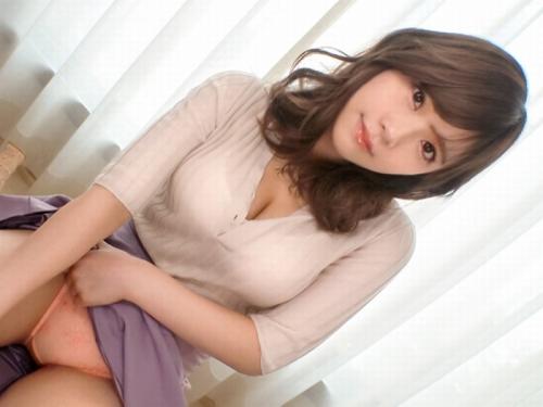 恋愛経験も少なく彼氏としか経験がない22歳のぷにゅぷにゅ乳を堪能しちゃうよｗｗ