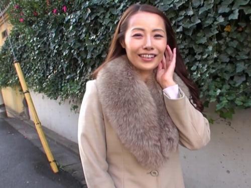 【五十路熟女】52歳とは思えない美貌な奥様をガツハメ堪能しちゃうよｗ