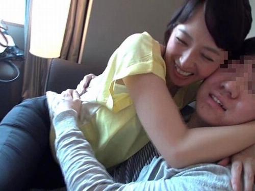 【五十路熟女】小綺麗な50歳のおばさんが童貞君をおもてなしｗ