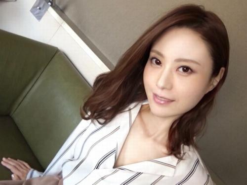 【三十路妻】ペチャパイ好きには堪らん、めちゃ綺麗で女のフェロモン漂う女医の極細BODYをガツハメしちゃうよｗ