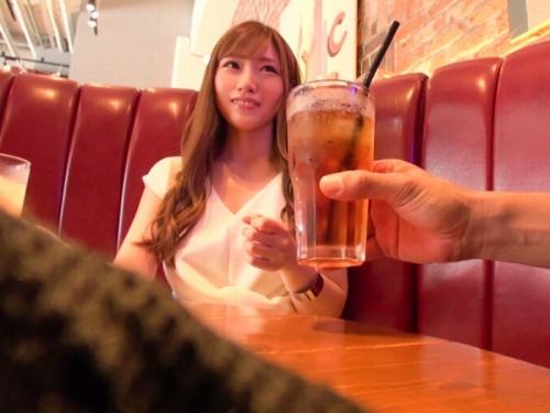 21歳のモデル顔の超絶美女をデカチンで突き上げ(*´Д`)ﾊｧﾊｧ