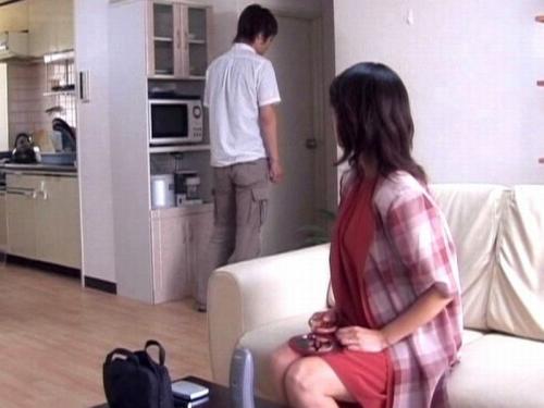 【ヤバイやつ】艶めかしい義母に発情したチ〇ポを抑えきれず禁断関係ｗ