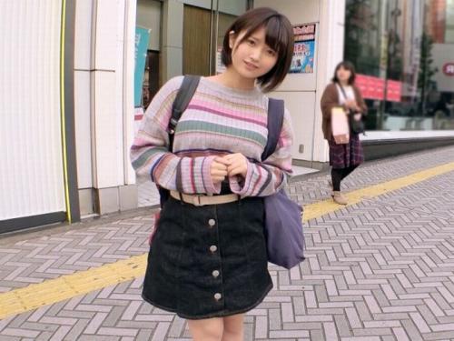 21歳の激カワ大学生のネッチョリしたマン汁には興奮しちゃう⇒バックから激ピスで喘ぎまくり絶頂ｗ
