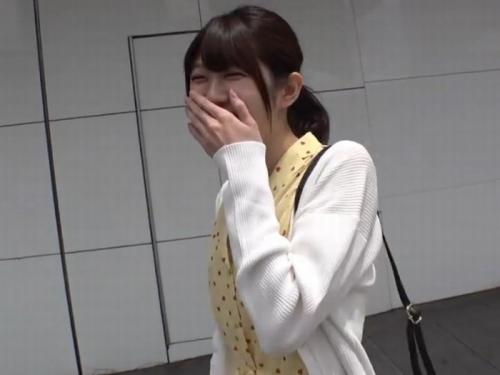 【失禁】真面目そうな女の子がエッチで悶えまくる姿は堪らん、剛毛マ〇コから潮を撒き散らすｗ