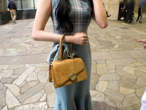 【素人ナンパ】バリキャリ美人を軟派GET⇒色白スレンダー美ボディお姉さんをガツハメから顔にザーメンぶっかけｗ
