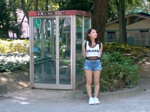 【エロ動画】抱き心地ヨサゲな20才の激カワSSS級ギャルをバックからガツハメ堪能しちゃうよｗ