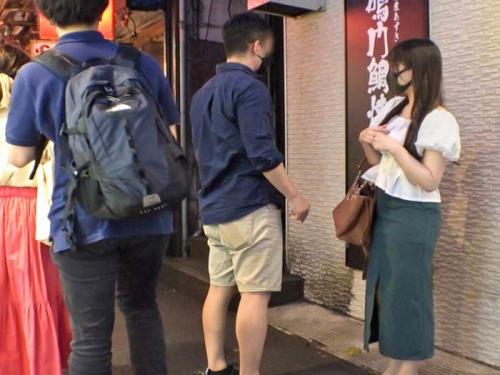 【人妻ナンパ】粧品販売のパートをしてアラサー妻を軟派しガツハメから顔にザーメンぶっかけちゃったよｗ