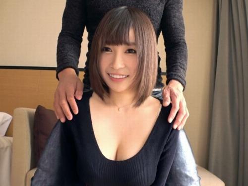 【エロ動画】テレビのお仕事をしている19才のキレカワお姉さんとマッタリエッチを楽しんじゃうｗ