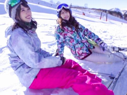 【素人軟派】雪山ででウインタースポーツを楽しむGカップ爆乳の地元美女をガツハメしちゃうよｗ