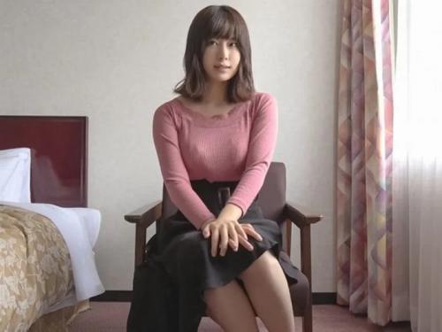 かなり敏感体質のお姉さんが騎乗位で腰を振り感じまくり絶頂(*´Д`)ﾊｧﾊｧ