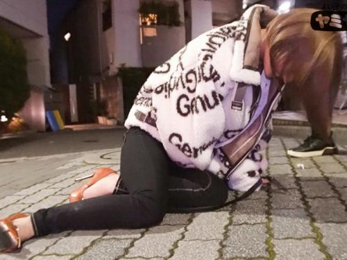 【泥酔い】先ほど路上で拾ってきた女を部屋に連れ込みガツハメ堪能しちゃうよｗ