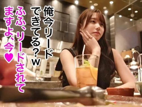 【潮吹き】マジ、目茶苦茶可愛い女のオマ〇コ弄れば潮が噴き出しちゃったよｗ