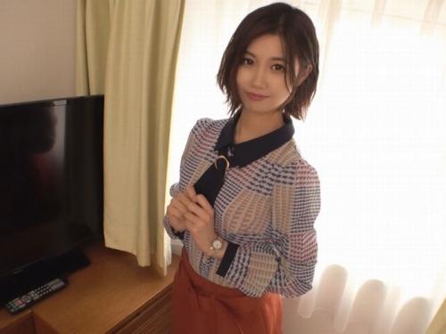 【エロ動画】ショートカットがお似合いなアクセサリー販売員をガツハメすれば蕩けて逝く顔がエロいｗ