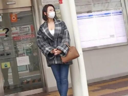 艶めかしい35歳の奥様と不倫セックスに酔い痴れるｗｗｗ