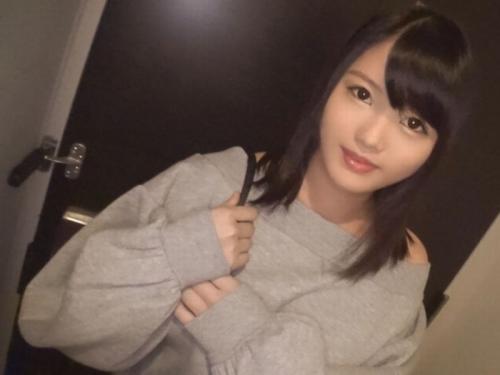 【エロ動画】ピザ屋バイトする純粋そうな顔の美少女がSEXの快感に感じる姿が堪らんｗ
